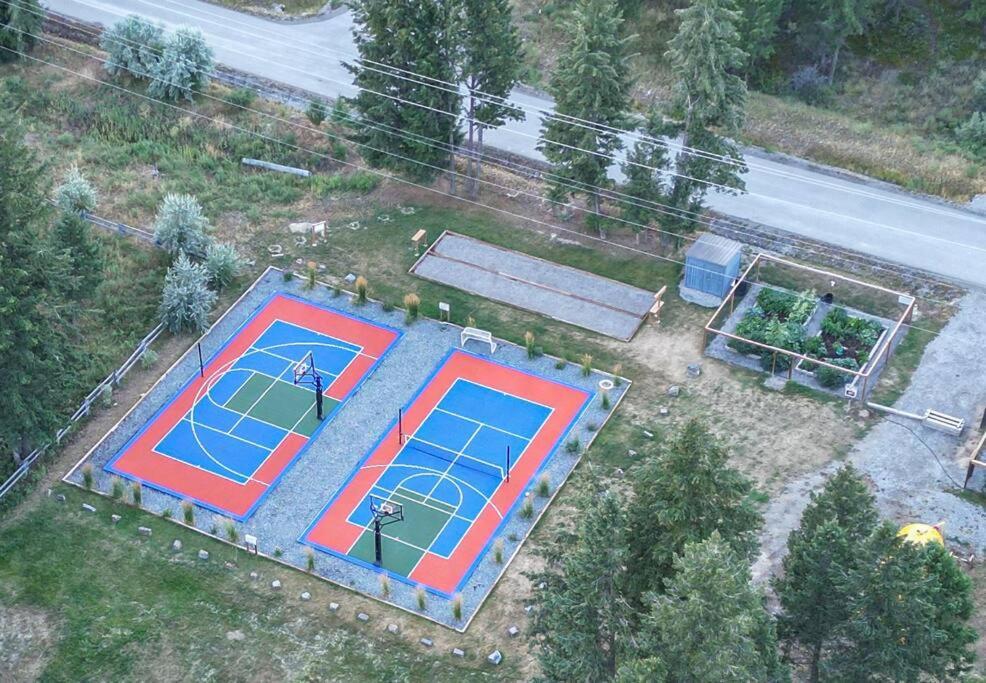 אינברמיר Oasis Getaway, Mins To Lake, King Bed, Dbl Garage מראה חיצוני תמונה